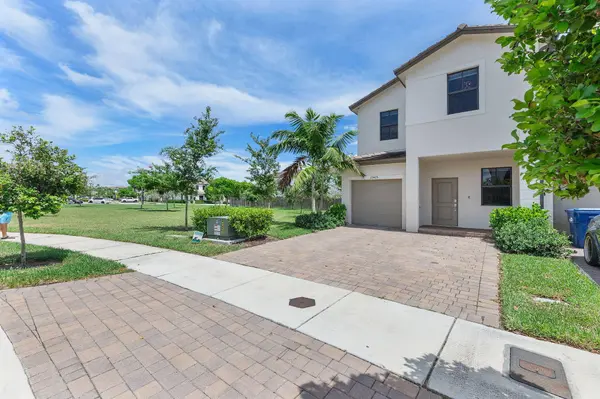 23425 SW 129TH AVE, Homestead, FL 33032