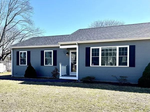 8 Mill St #A, Wareham, MA 02576