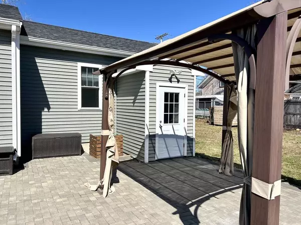 8 Mill St #A, Wareham, MA 02576