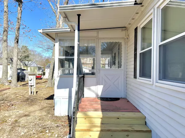 114 Dolittle Lane, Wareham, MA 02576