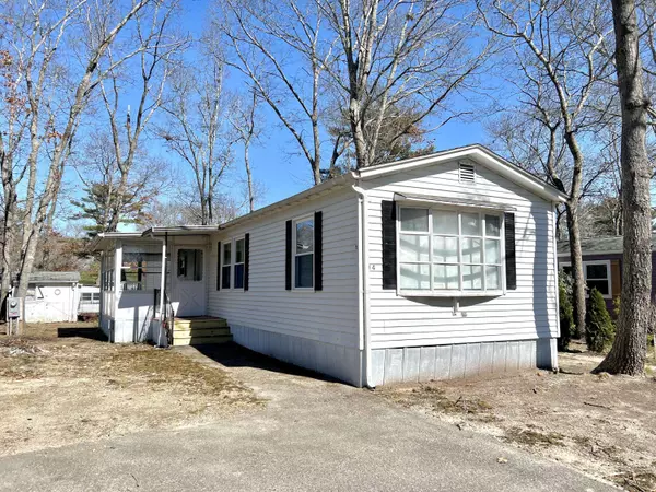 114 Dolittle Lane, Wareham, MA 02576