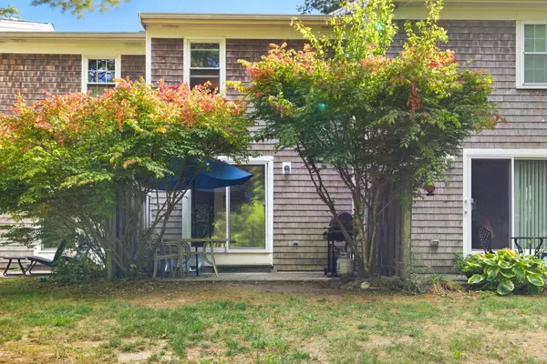 300 Falmouth Road #17B, Mashpee, MA 02649