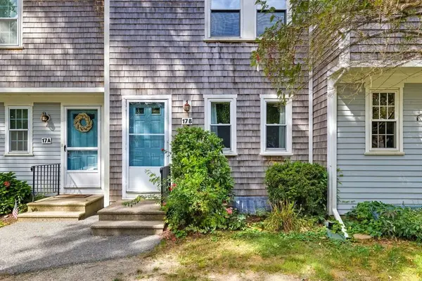 300 Falmouth Rd #17B, Mashpee, MA 02649