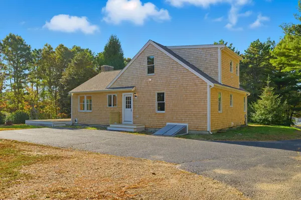 273 Sandwich Road, Teaticket, MA 02536
