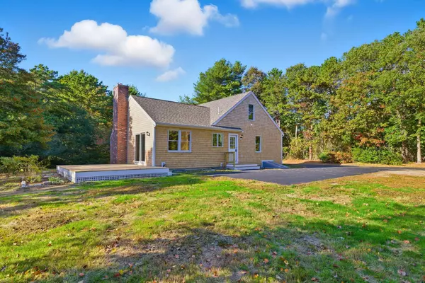 273 Sandwich Road, Teaticket, MA 02536