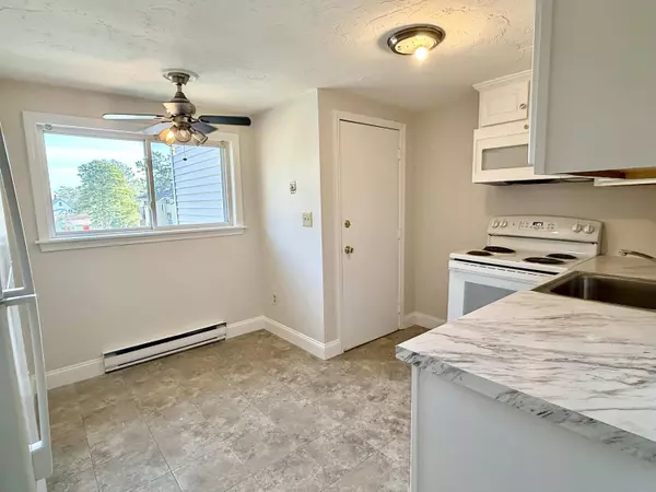 10 Tideview Path #APT 16, Plymouth, MA 02360