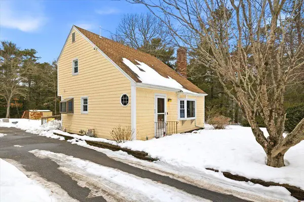 52 Birch Street, Plymouth, MA 02360