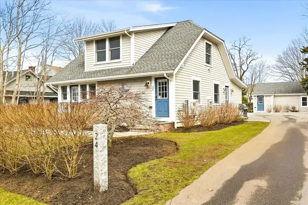 20 Nye Road #20-26, Falmouth, MA 02540