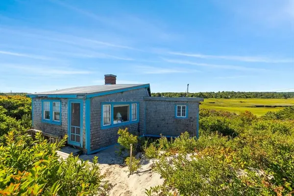 48 Salt Marsh Rd, Sandwich, MA 02537
