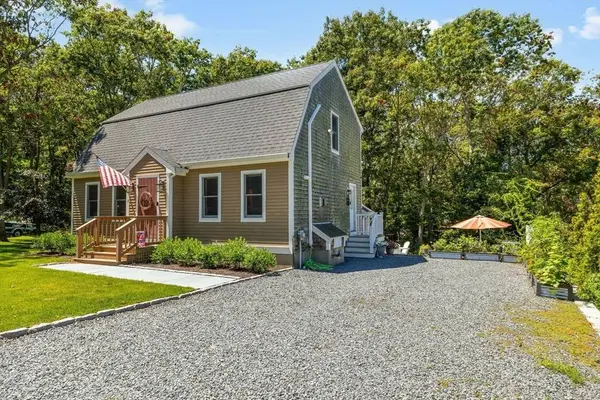 11 Deer Hollow Rd, Sandwich, MA 02644