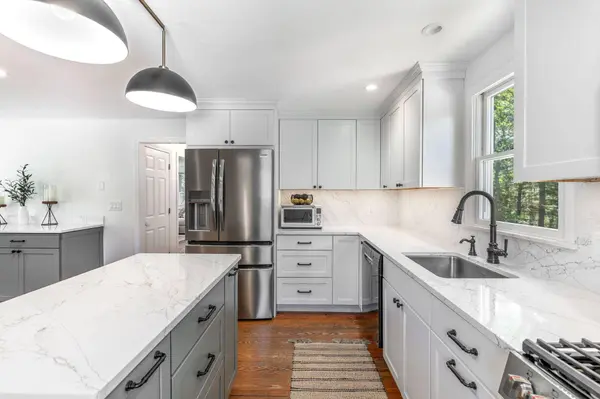 11 Deer Hollow Road, Forestdale, MA 02644