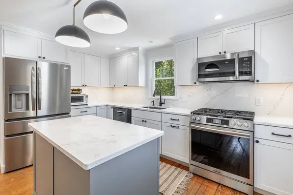 11 Deer Hollow Rd, Sandwich, MA 02644