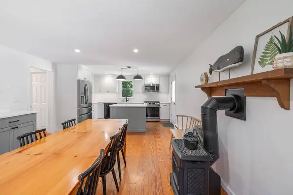 11 Deer Hollow Road, Forestdale, MA 02644