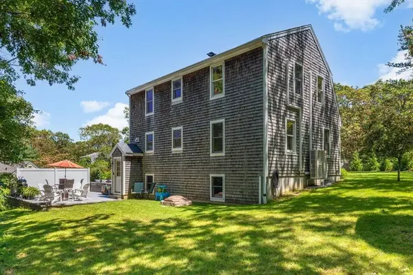 11 Deer Hollow Rd, Sandwich, MA 02644