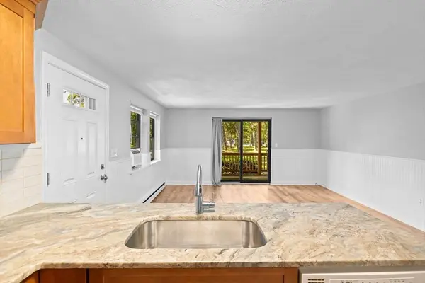 35 Ashumet Rd #10B, Mashpee, MA 02649