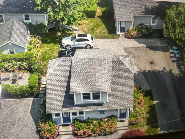 20 - 26 Nye Rd, Falmouth, MA 02540-3202