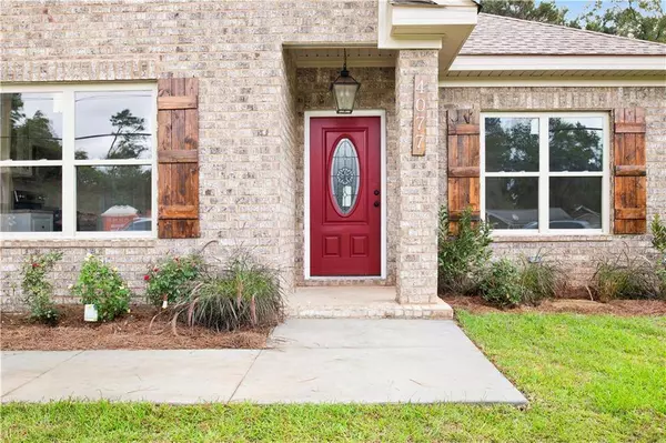 4077 Higgins RD, Mobile, AL 36619