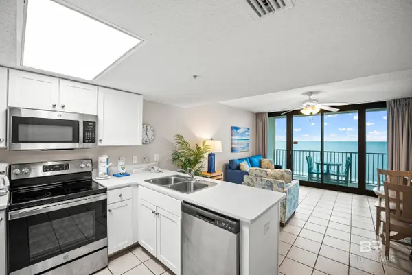 533 W Beach Boulevard #602, Gulf Shores, AL 36542