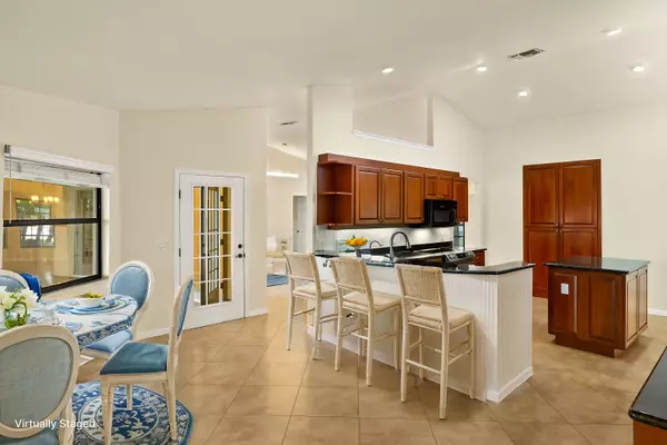 Cape Coral, FL 33991-2522,920 SW 4th Pl