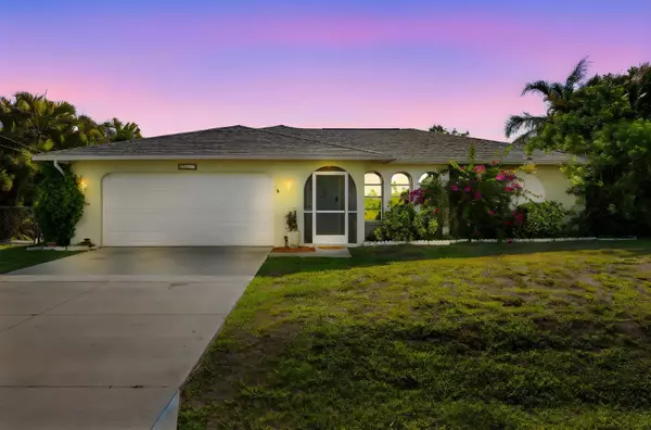 707 NE 2nd Ave, Cape Coral, FL 33909