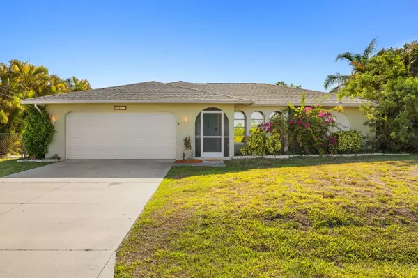 707 NE 2nd Ave, Cape Coral, FL 33909