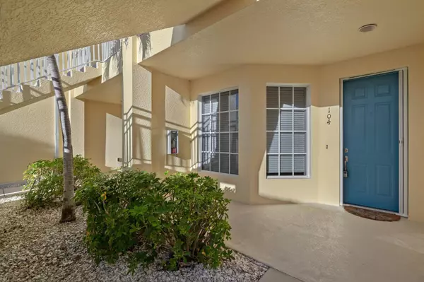 14525 Abaco Lakes Dr #104, Fort Myers, FL 33908