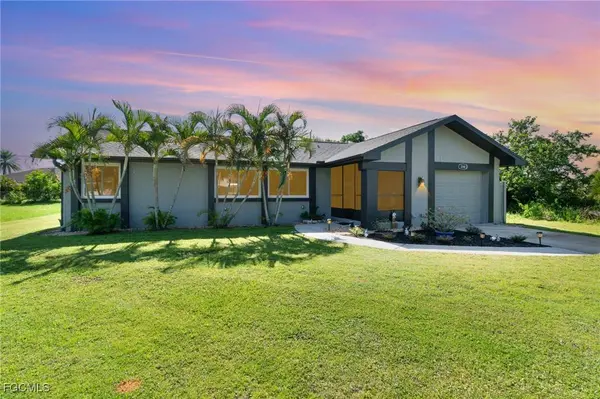 3260 Pinetree ST, Port Charlotte, FL 33952