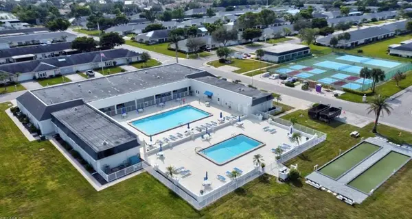 1279 Hazeltine Dr, Fort Myers, FL 33919