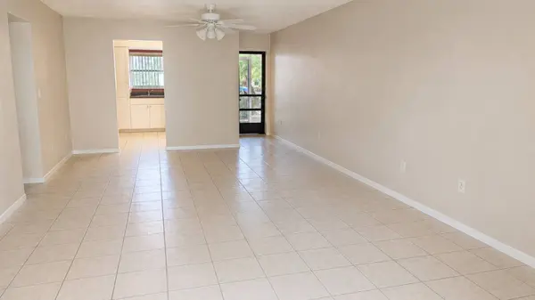 198 Joel Blvd #4, Lehigh Acres, FL 33936