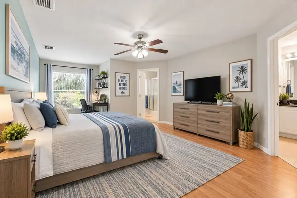 2004 NW 23rd Ter, Cape Coral, FL 33993