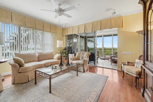 9121 Southmont Cv #201, Fort Myers, FL 33908