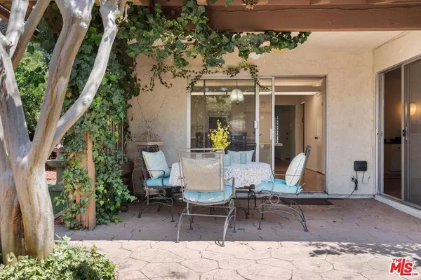 1126 Bright Glen Cir, Westlake Village, CA 91361