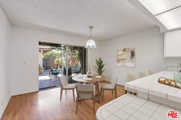 1126 Bright Glen Cir, Westlake Village, CA 91361