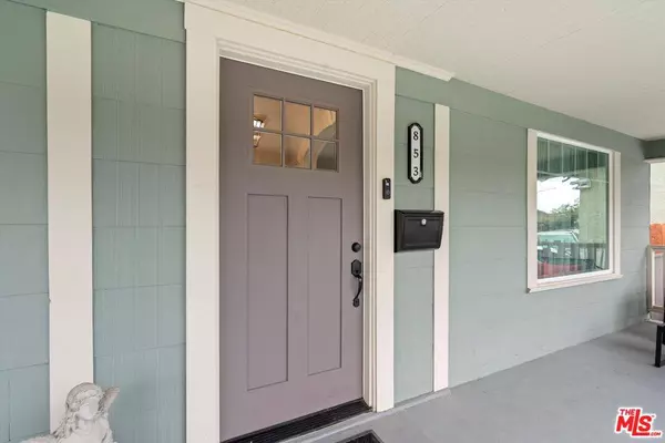 853 W 50th St, Los Angeles, CA 90037