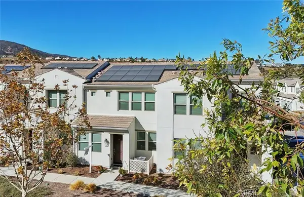 2625 Verna DR #114, Corona, CA 92883