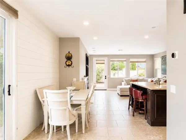 11082 Kalmia CT, Corona, CA 92883