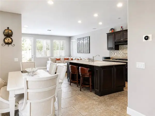 11082 Kalmia CT, Corona, CA 92883