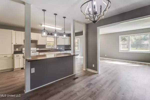 34 37th Street, Gulfport, MS 39507