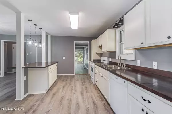 34 37th Street, Gulfport, MS 39507