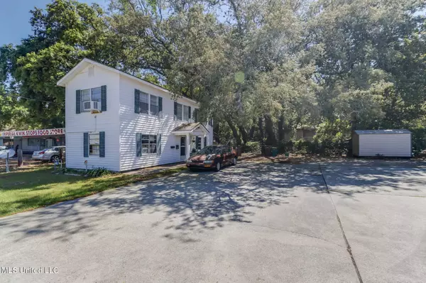 308 Rodenberg Avenue, Biloxi, MS 39531