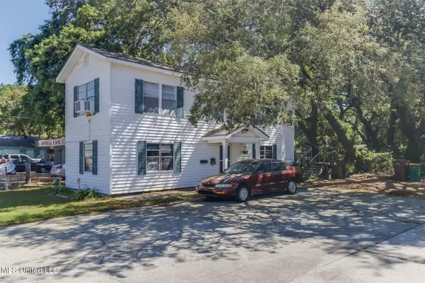 308 Rodenberg Avenue, Biloxi, MS 39531