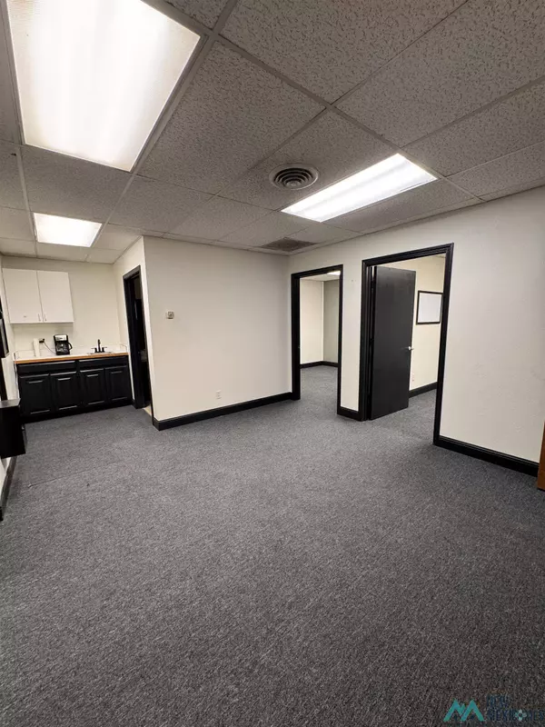 823 W Sunrise Circle, Hobbs, NM 88240