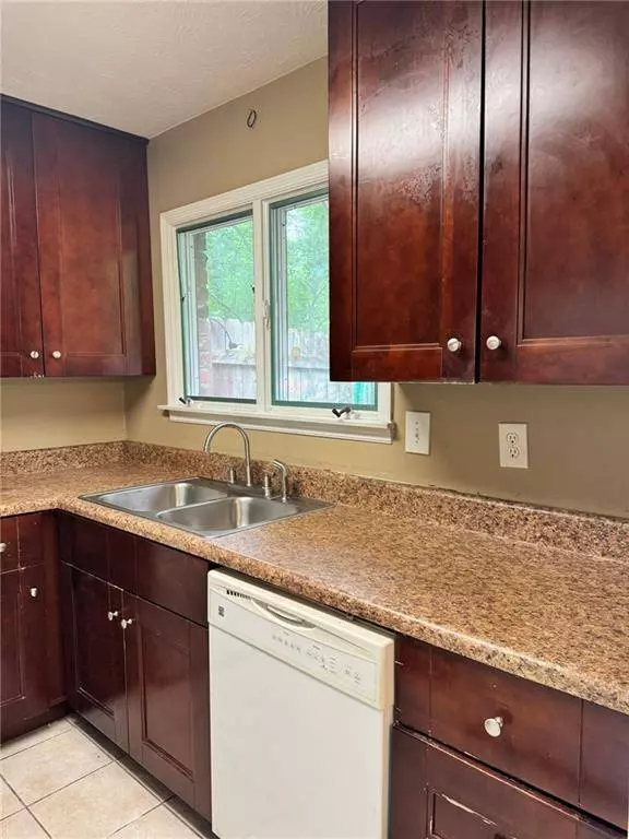 1807 Ashborough CIR SE #B, Marietta, GA 30067