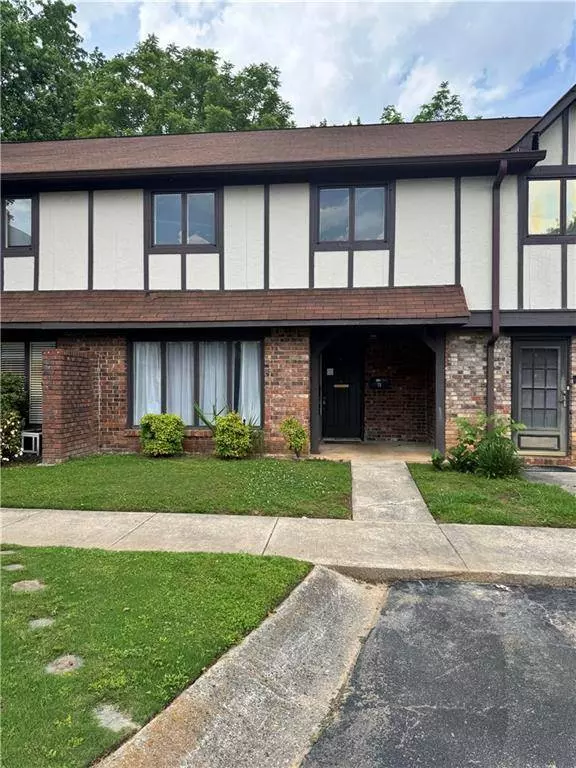 1807 Ashborough CIR SE #B, Marietta, GA 30067