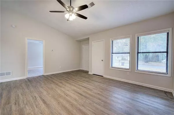 3331 Mustang DR, Powder Springs, GA 30127