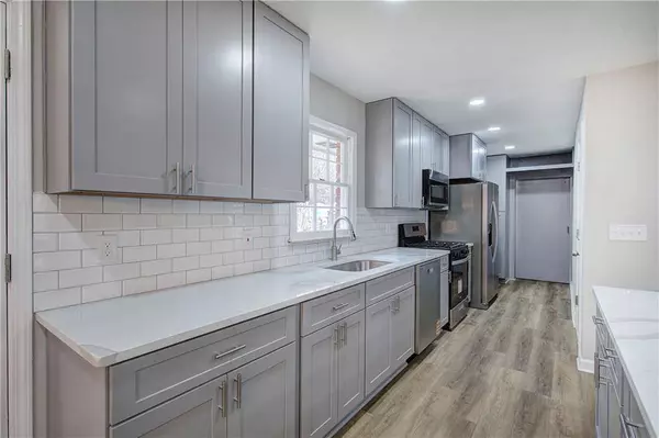 1330 Casteel RD, Powder Springs, GA 30127