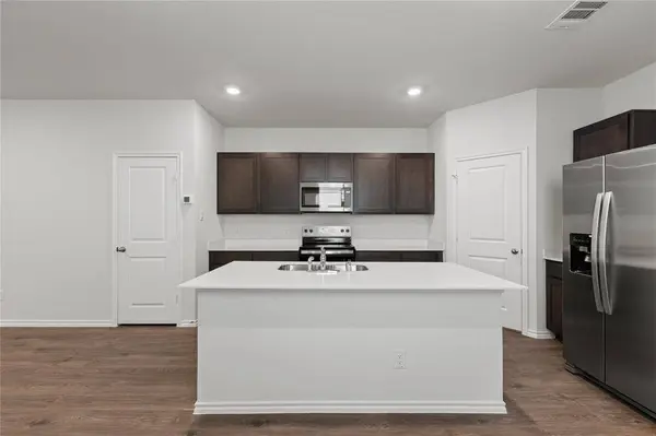 7016 Vining Drive, Princeton, TX 75407