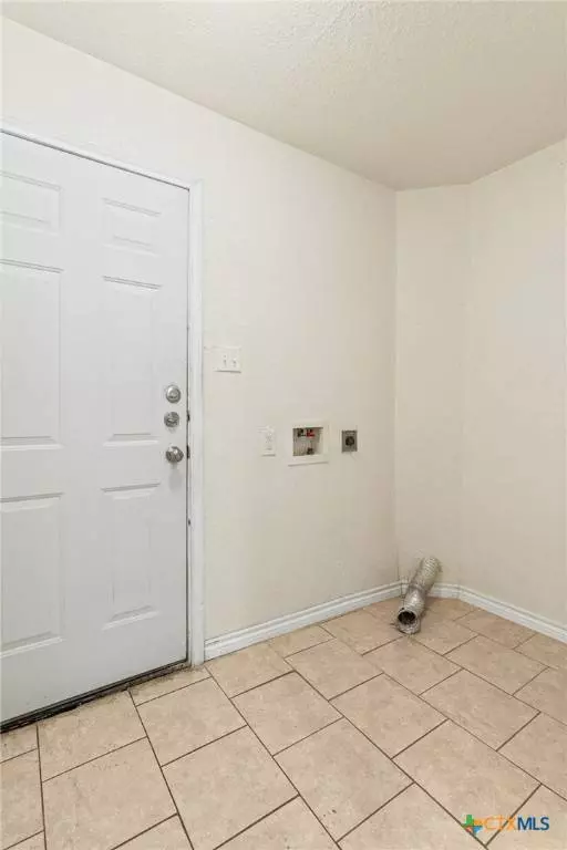 1710 Cole ST, Killeen, TX 76541