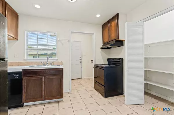 1710 Cole ST, Killeen, TX 76541