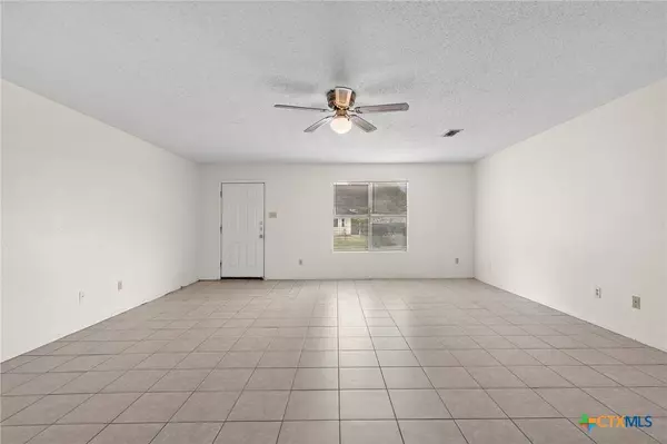 2905 Kim DR, Killeen, TX 76543